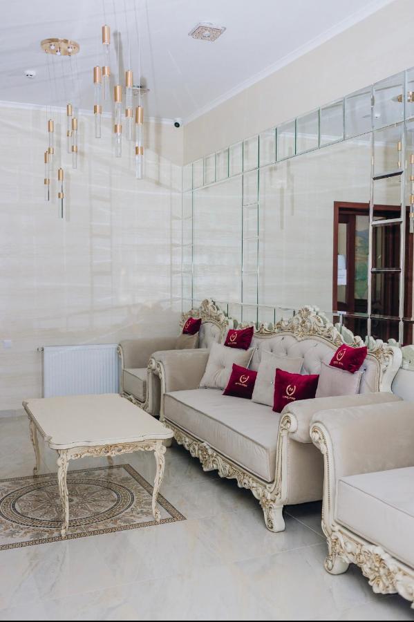 River Stone Hotel Sheshory Extérieur photo